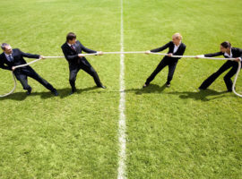 Team-building-tug-of-war